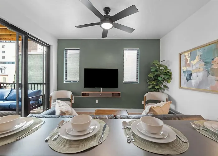 Pfr - Highland, 3br 2ba Shadyside Condo, 2 Decks, 3rd Floor Walkup *