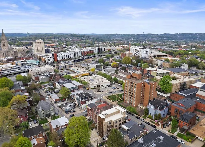 Apartment Pfr - Highland, 3br 2ba Shadyside Condo, 2 Decks, 3rd Floor Walkup